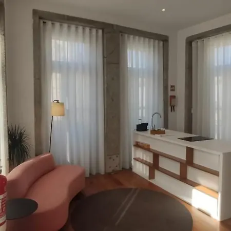 In - S. Bento Apartment Porto