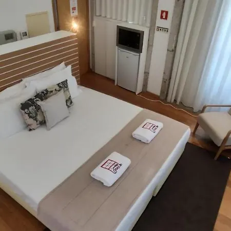 In - S. Bento Apartamento Oporto