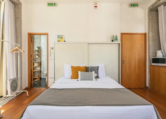 In - S. Bento Apartmán Porto