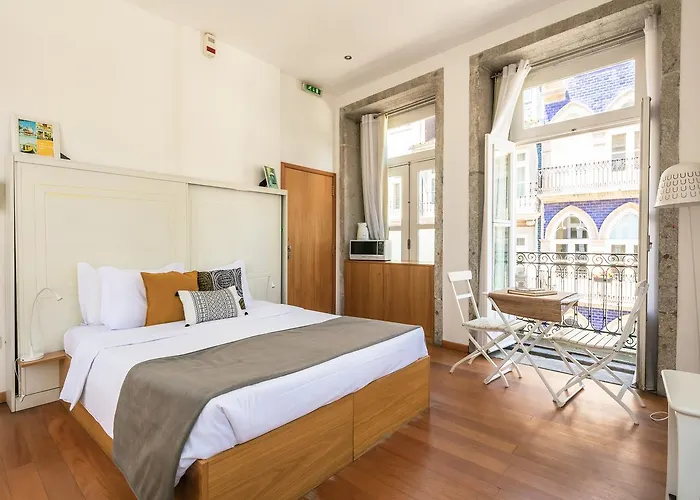 In - S. Bento Oporto